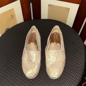 Toms Women's Sparkle Slip-On Flats in Silver Glitter